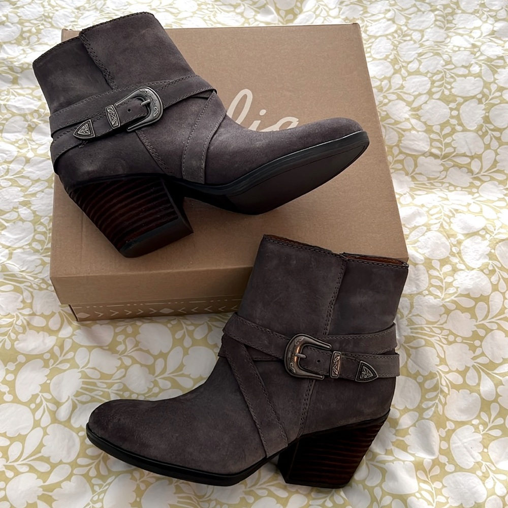 Zodiac ankle boot